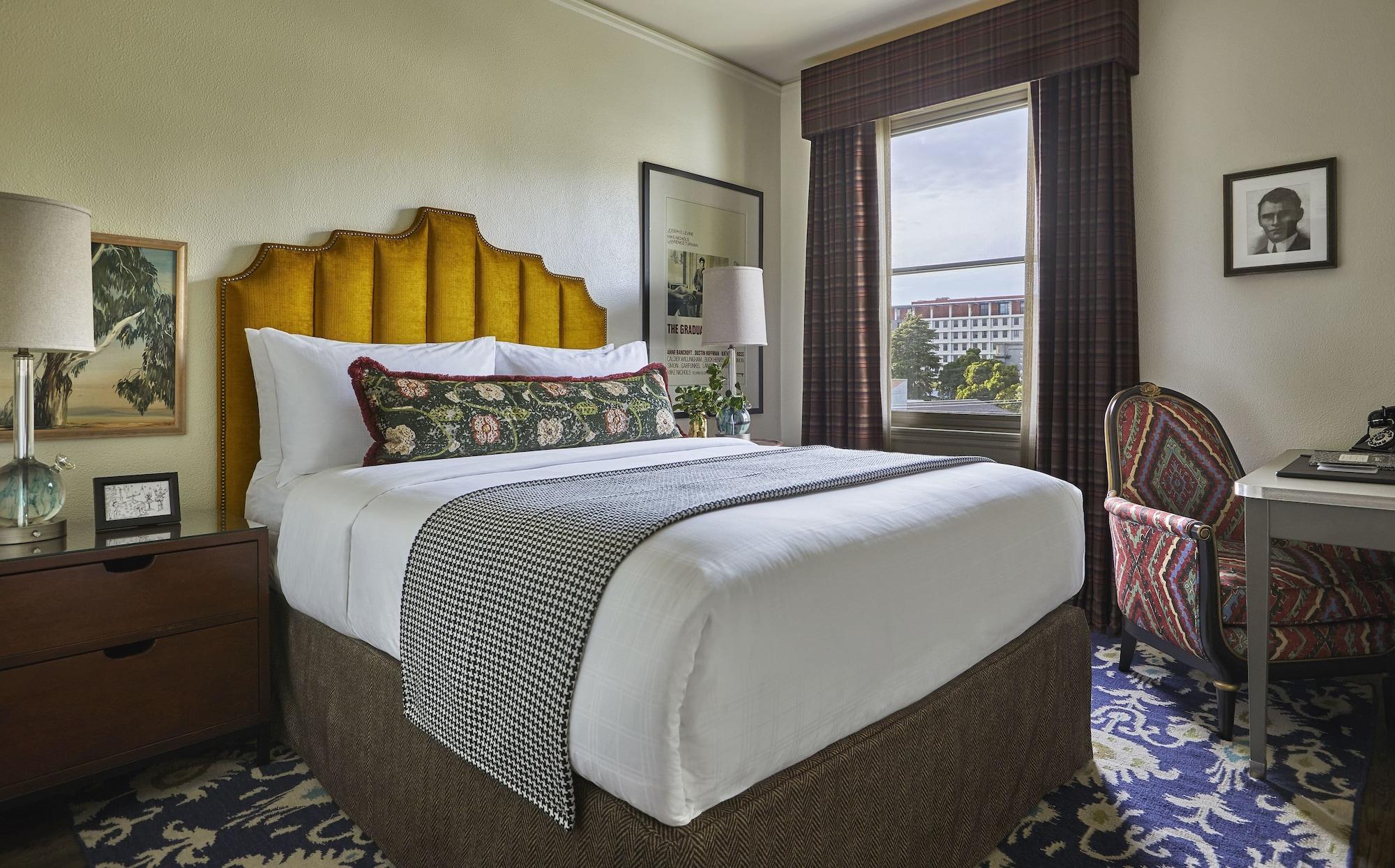 Graduate By Hilton Berkeley Hotel Exterior foto